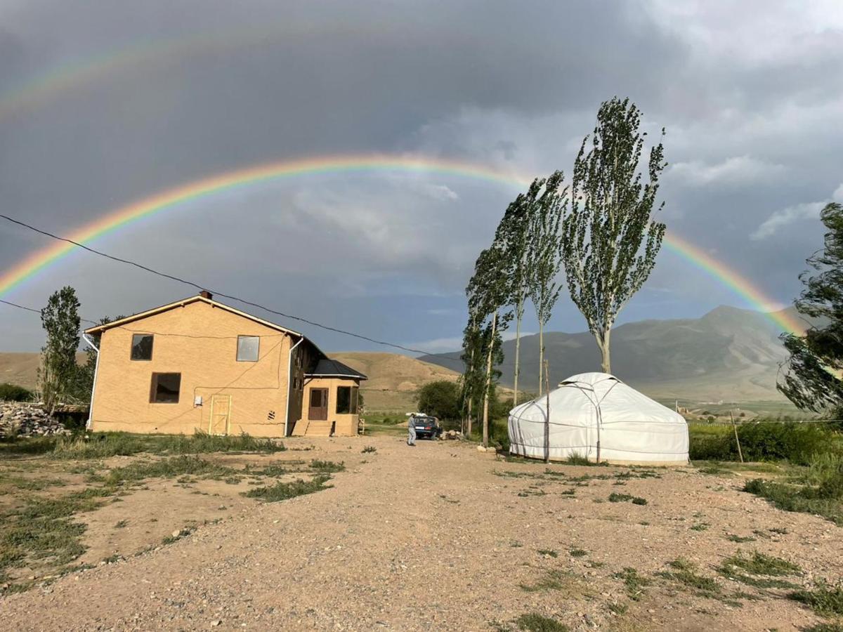 Kyzart Hotel & Horse Tours Bagysh Esterno foto
